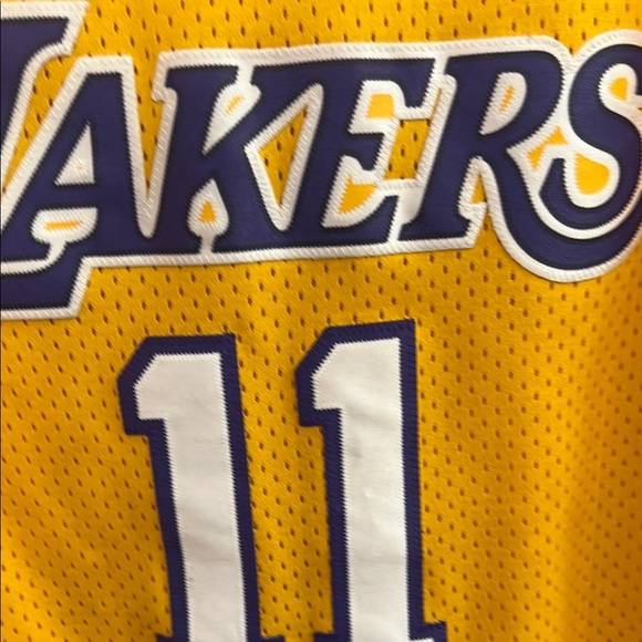 Nike Lakers Yellow and Purple Basketball Jersey - Picture 5 of 6